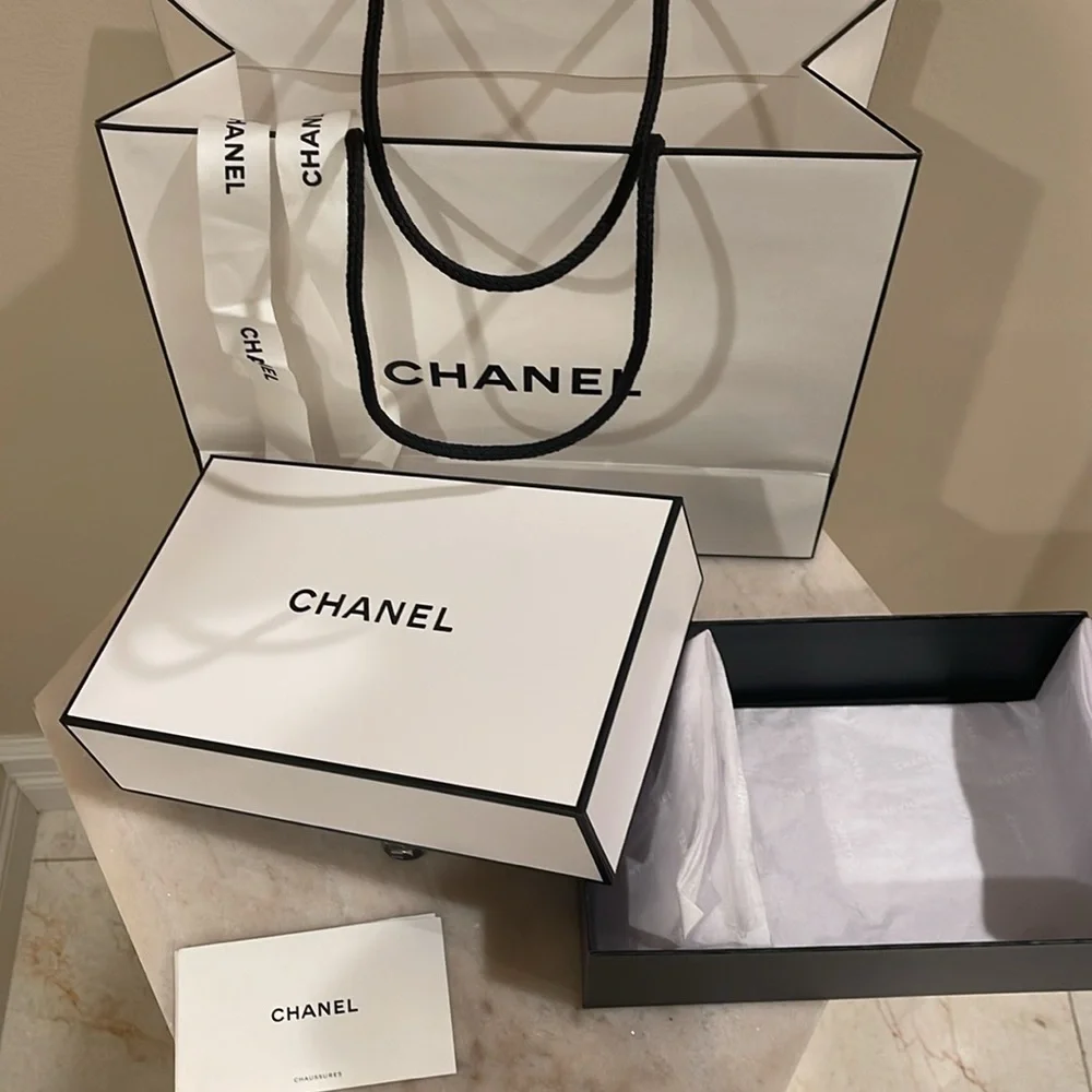 Chanel beige quilted lambskin zip around wallet